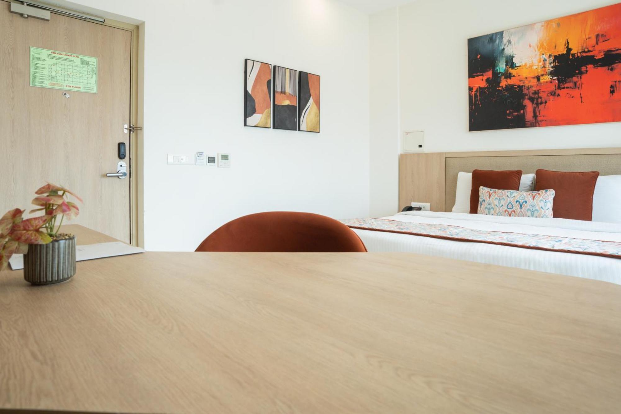 Ar Suites Klj Square Gurgáon Exteriér fotografie