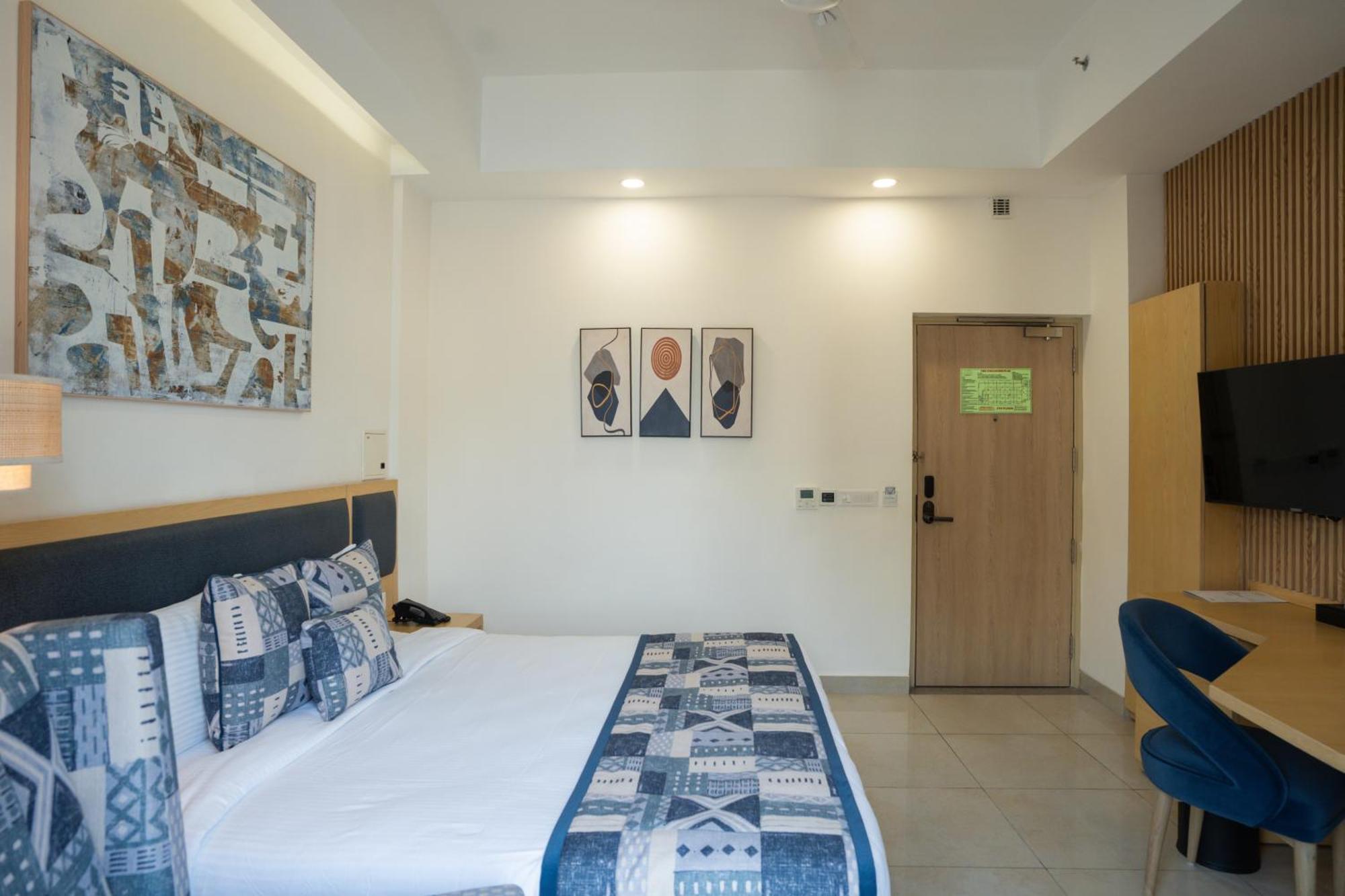 Ar Suites Klj Square Gurgáon Exteriér fotografie